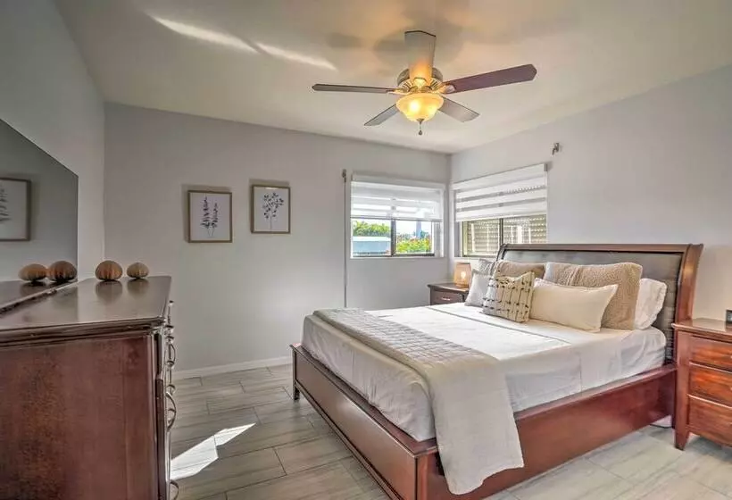 Game Room, Lanai & Pool: Breezy Cape Coral House!