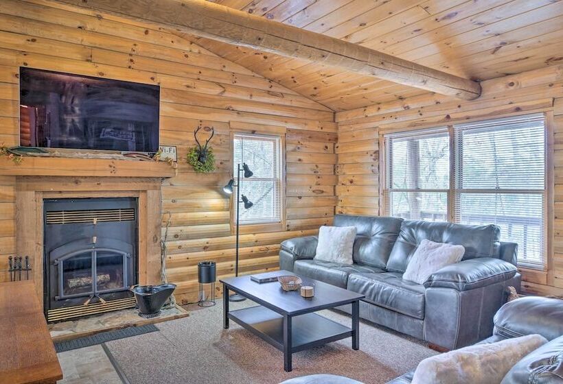 Cabin Retreat On Table Rock Lake W/ Fire Pit!