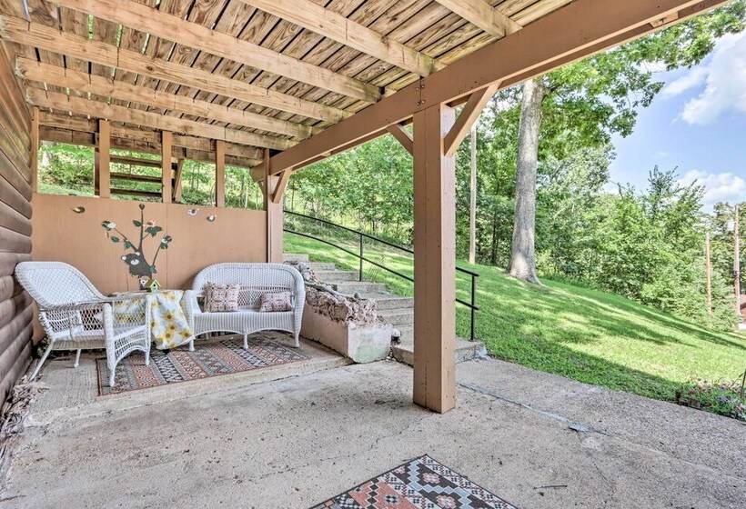 Lake Days & Bbq Fun: Climax Springs Retreat!