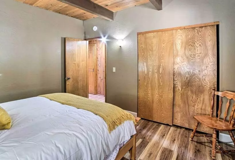Cozy Cabin ~ 3 Mi To Lake Arrowhead Village