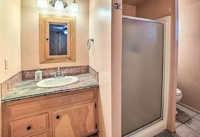 Cozy Cabin ~ 3 Mi To Lake Arrowhead Village
