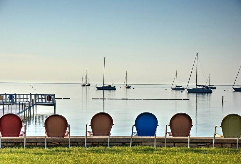 Cozy Cottage Duplex: Walk To Peninsula State Park!