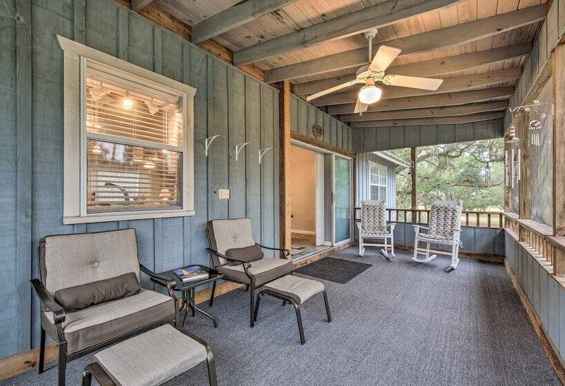 Crystal River Home W/ Dock, 1 Mile To Boat Launch