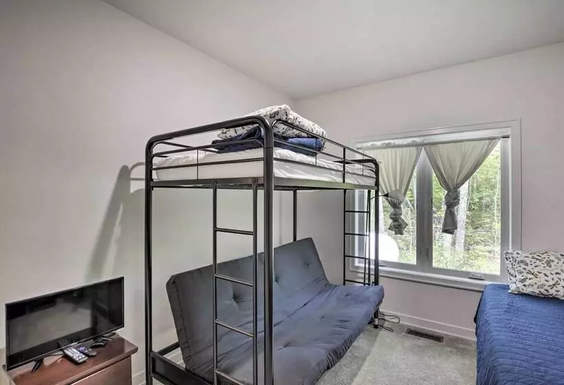 Door County Family Home: 3 Mi Whitefish Dunes