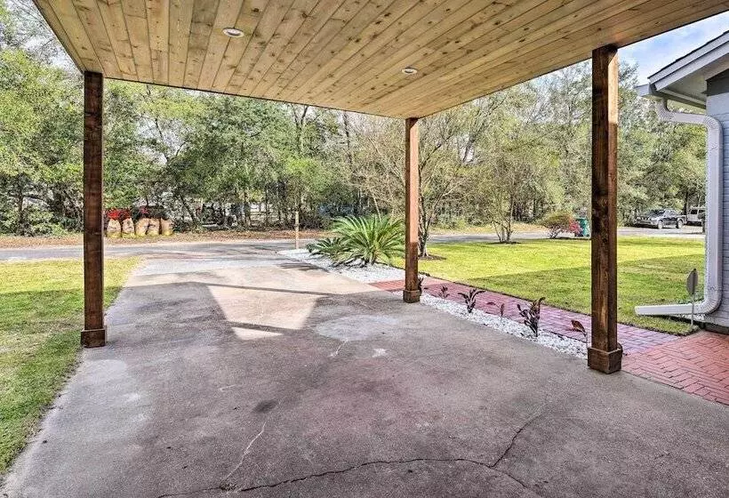 Emerald Coast Vacation Rental: 1 Mi To Beach