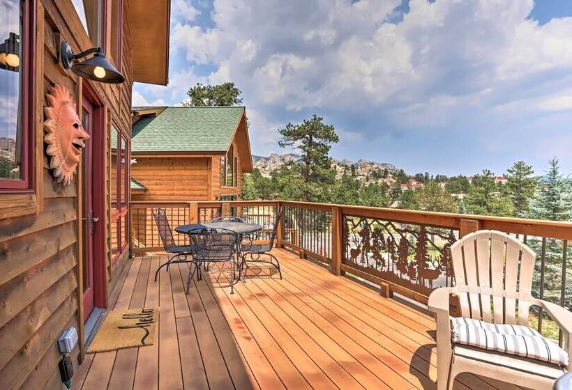 Updated & Spacious Lodge In Heart Of Estes Park!
