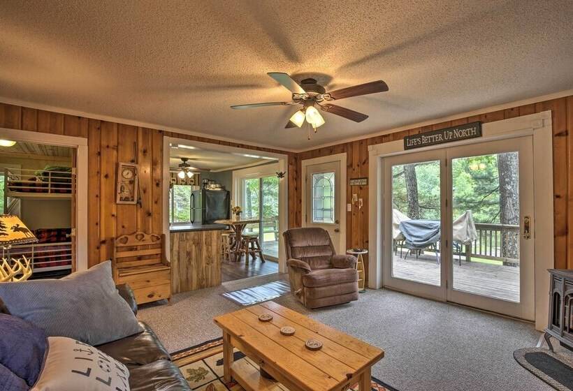 Hayward Cabin On Grindstone Lake: Bring Your Boat!