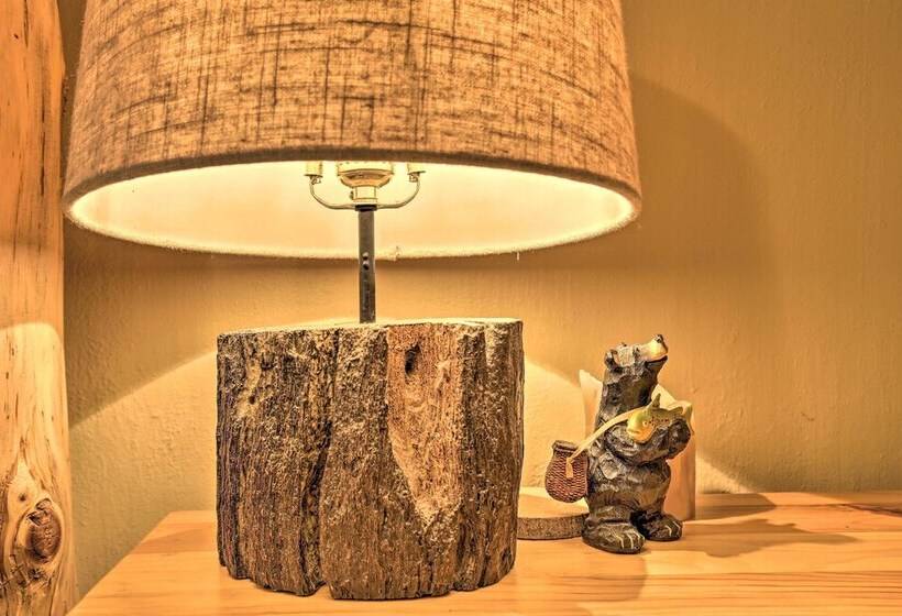 Hayward Cabin On Grindstone Lake: Bring Your Boat!