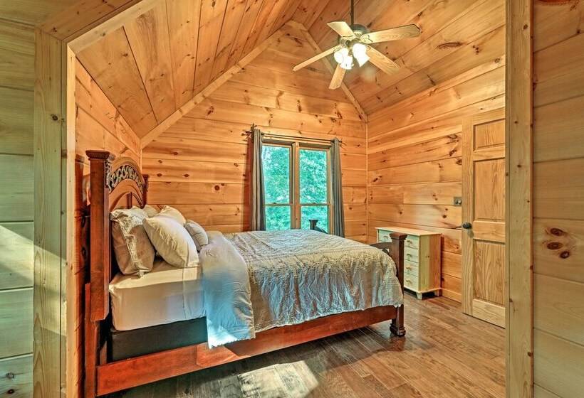 Lakefront Coalmont Cabin On 5 Acres W/ Dock!