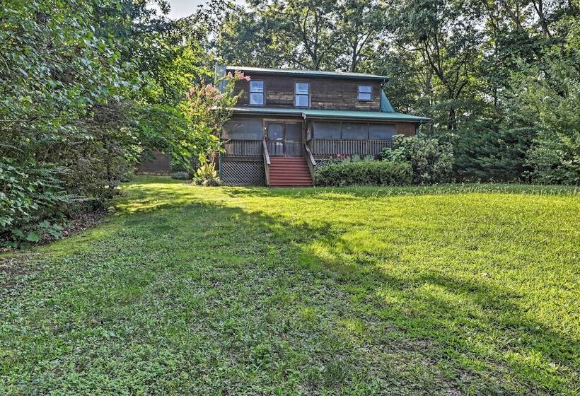 Lakefront Coalmont Cabin On 5 Acres W/ Dock!