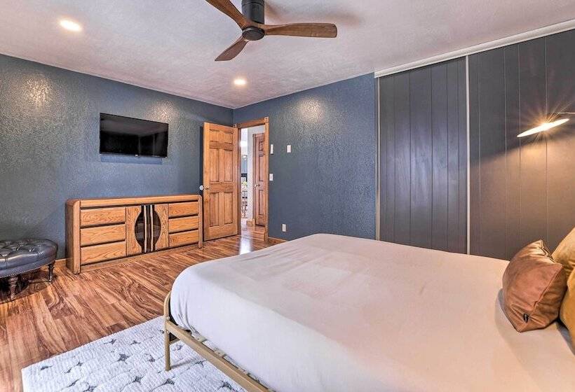 Mountain View Cedar City Home With Fire Pit!