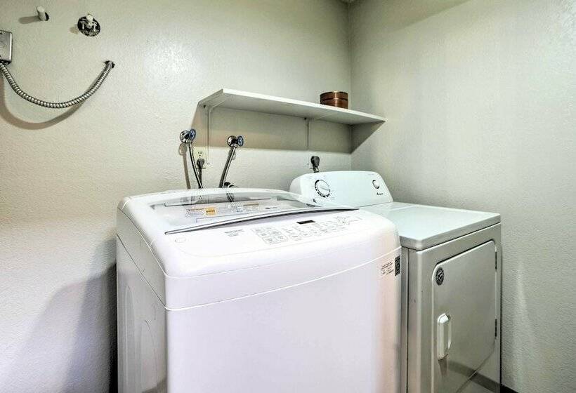 Mountain View Cedar City Home With Fire Pit!