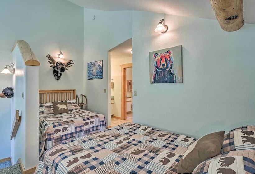 Peaceful Leadville Retreat W/ Covered Deck!