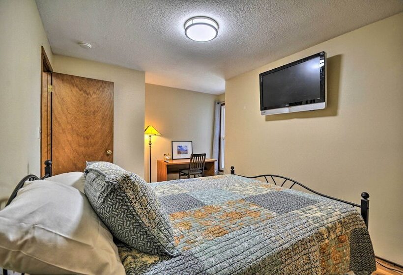 Portland Haven Next To St. Vincent S Hospital