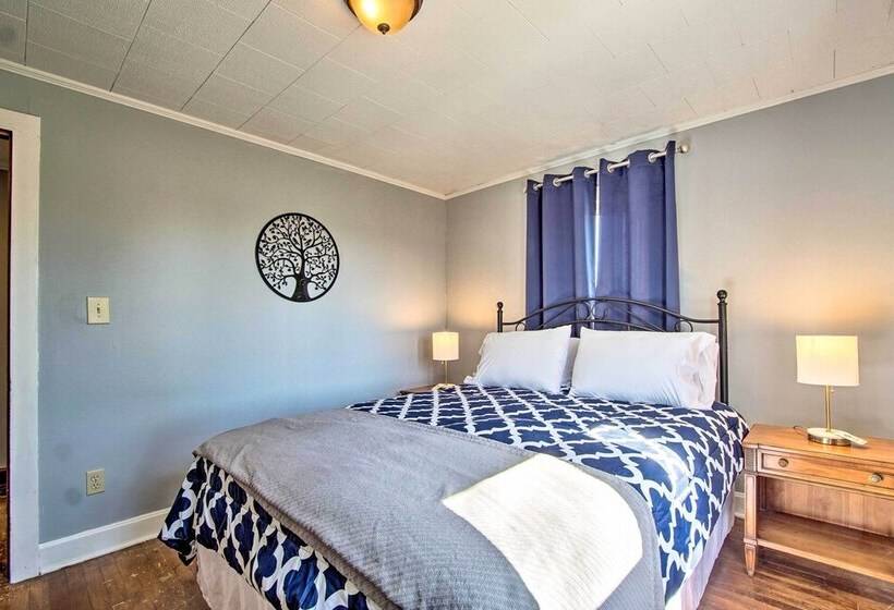 Quiet Family Home   12 Miles To Pomona State Park!