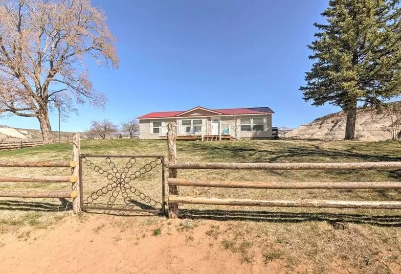 Ranch House In Boulder! Gateway To Nearby Parks!