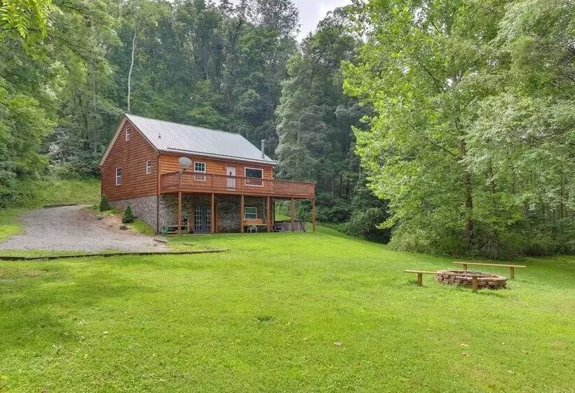 Rustic Cabin W/ Hot Tub   7 Miles To Hocking Hills