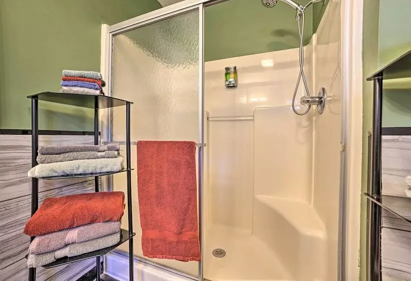 Serene Presque Isle Harbor Home On Sunrise Side!