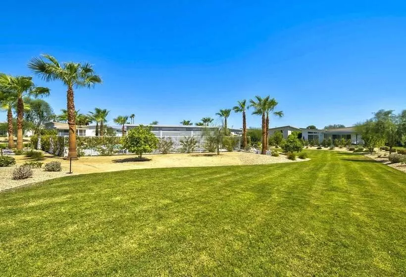 Sleek & Modern Home W/ Views & Pool Access