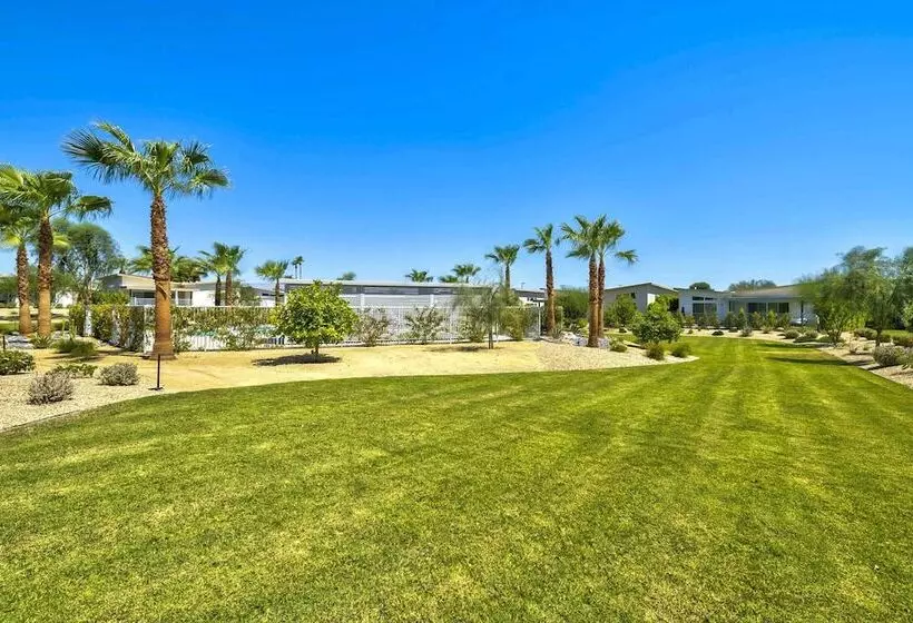 Sleek & Modern Home W/ Views & Pool Access