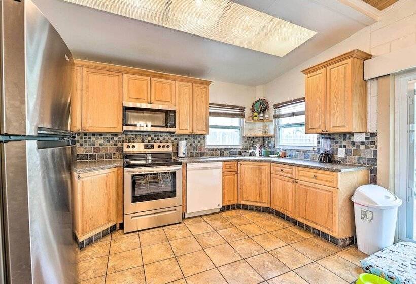 South Padre Island Vacation Rental: Steps To Beach