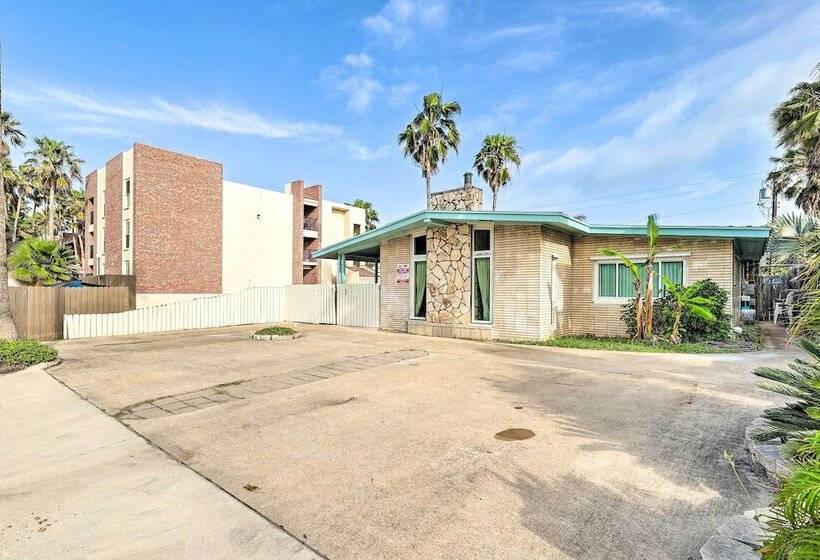 South Padre Island Vacation Rental: Steps To Beach