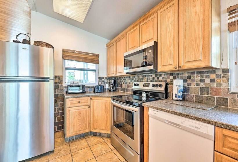 South Padre Island Vacation Rental: Steps To Beach