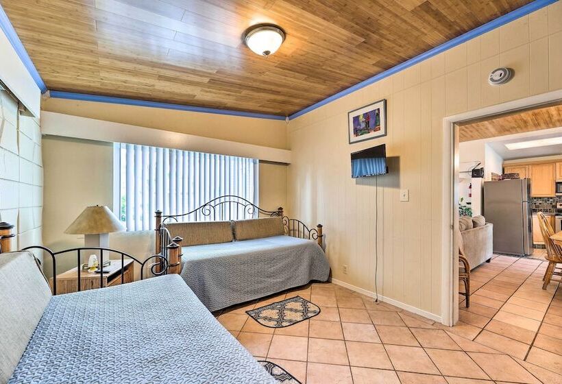 South Padre Island Vacation Rental: Steps To Beach