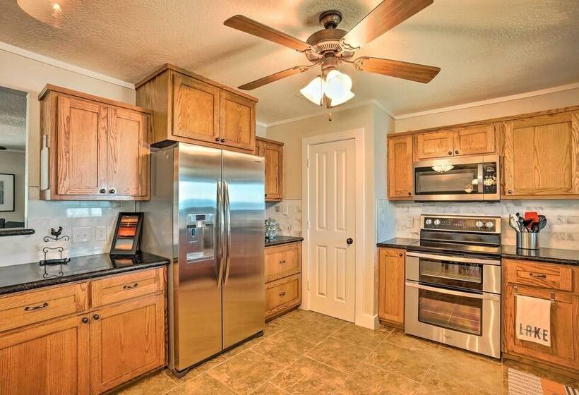 Spacious Livingston Home W/ Private Boat Dock