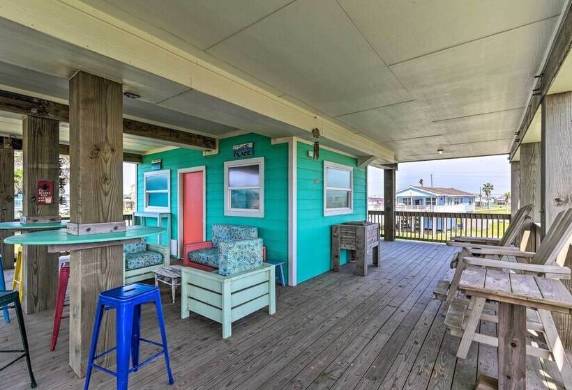 Surfside Beach Home W/ Views, Steps To Shore!