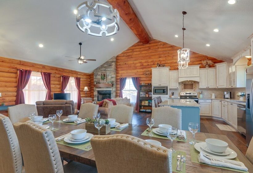 The Cliffrose Cabin Hike, Relax, Explore!