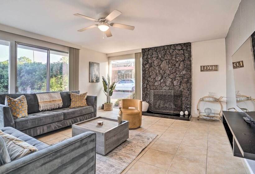 Trendy Palm Desert Home W/ Patio, Pool Access