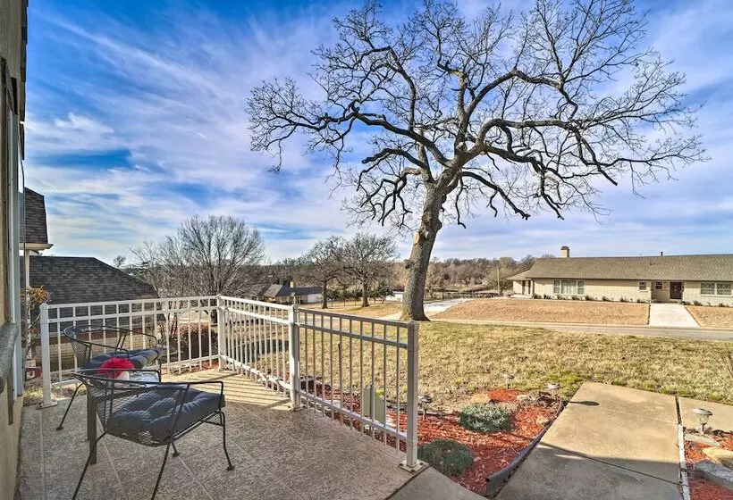 Upscale Home W/ Views & Game Room!