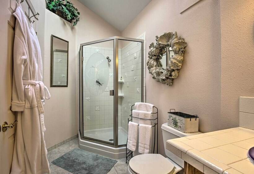 Waldport Beach House W/ Loft, Grill & Ocean Views!