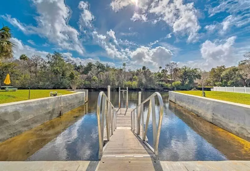 Withlacoochee River House W/ Dock + Kayaks!