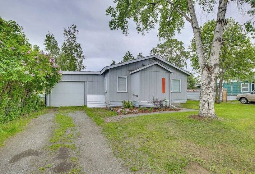 Anchorage Home, Minutes From Downtown!