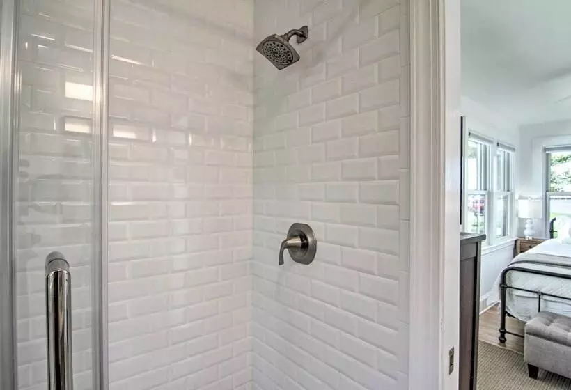 Beautiful Colonial Home On The Choptank River