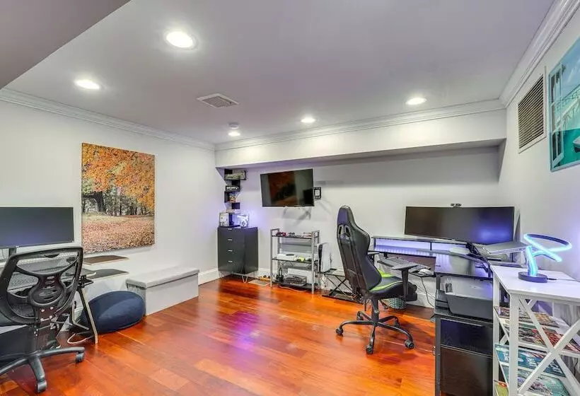 Briarcliff Manor Estate W/ Hudson River Views