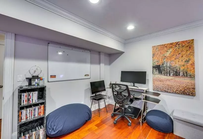 Briarcliff Manor Estate W/ Hudson River Views