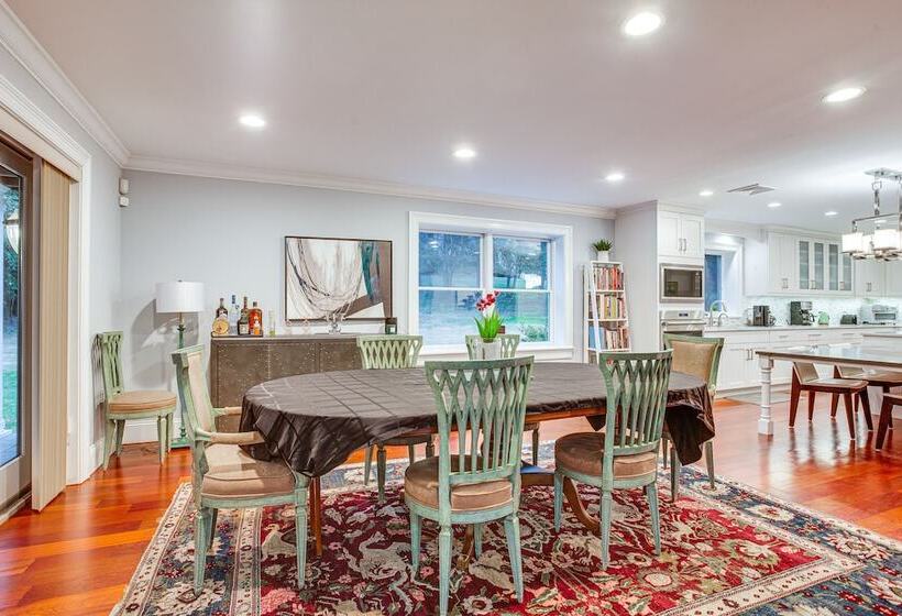 Briarcliff Manor Estate W/ Hudson River Views