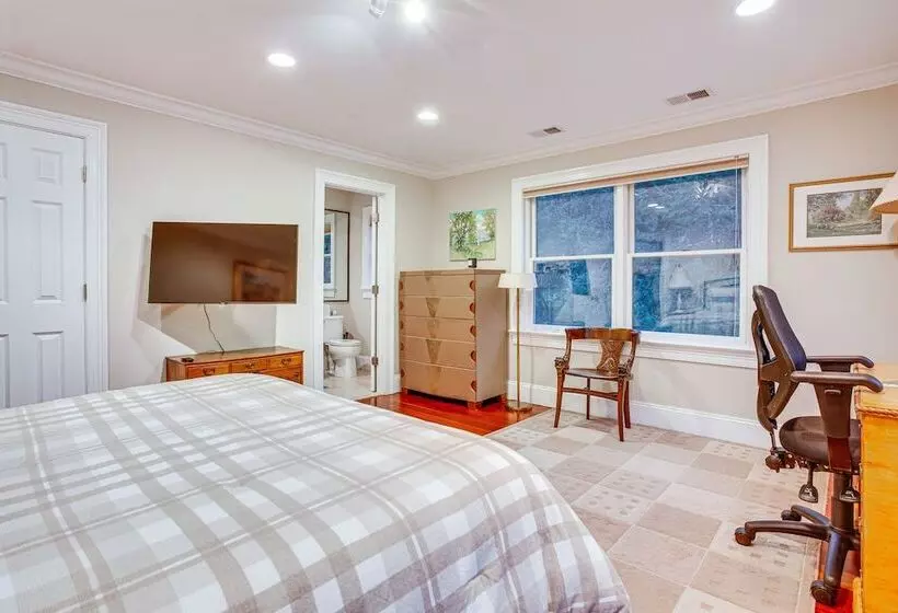 Briarcliff Manor Estate W/ Hudson River Views