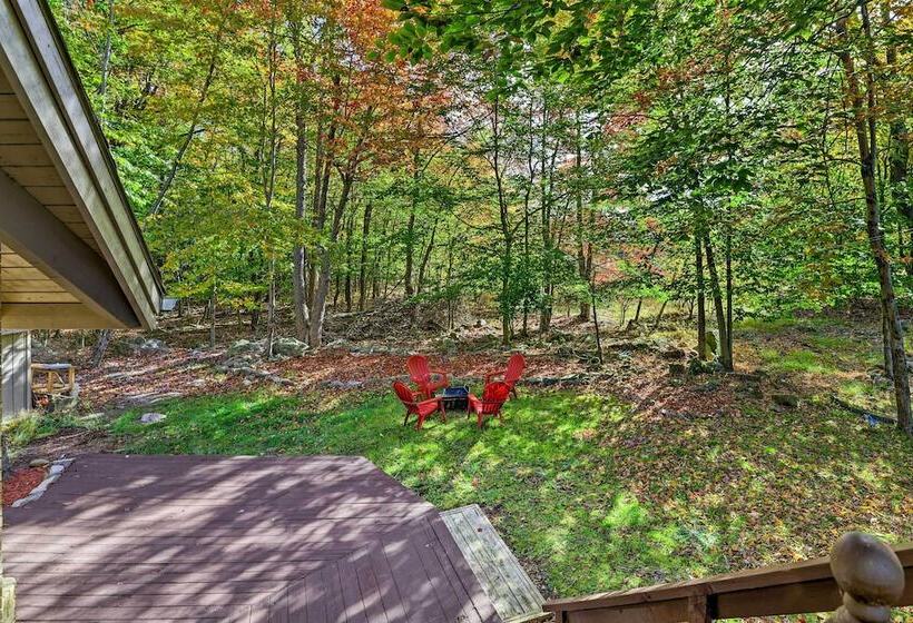 ~ 14 Mi To Skiing: Tobyhanna Gem W/ Fire Pit!