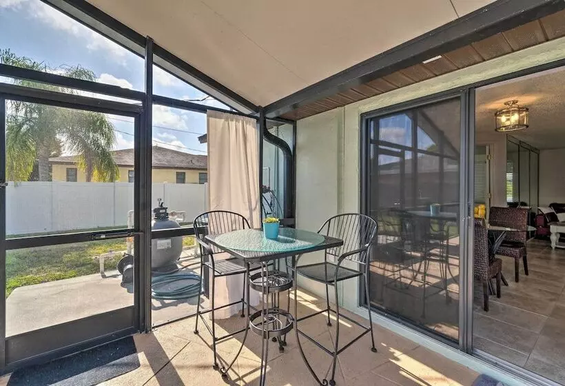 Bright Venice Home W/ Yard < 4 Miles To Beach!