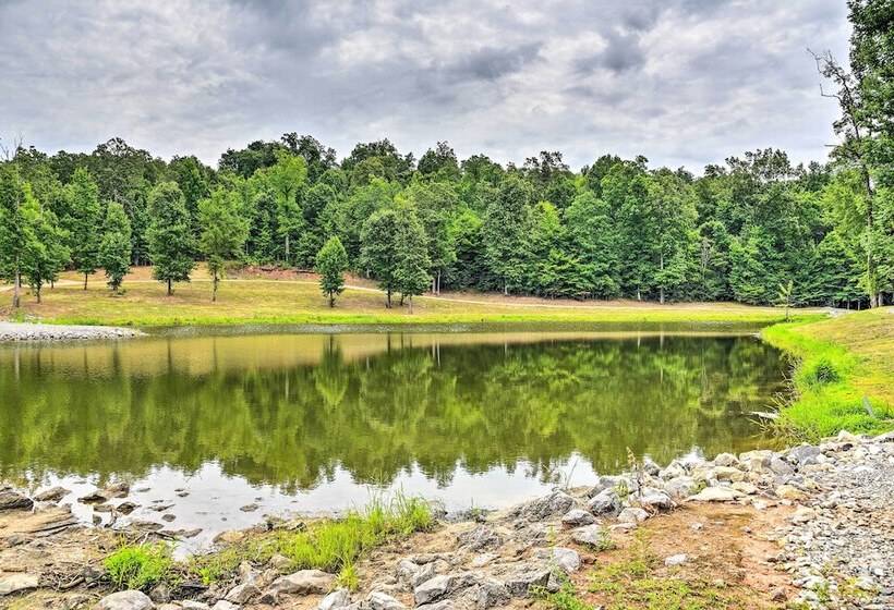 Cabin In Resort   1/2 Mi To Guntersville Lake!