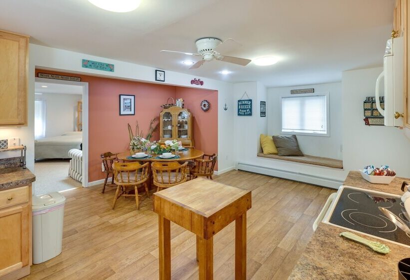 Charming Old Saybrook Home: Half Mi To Sand & Sea!