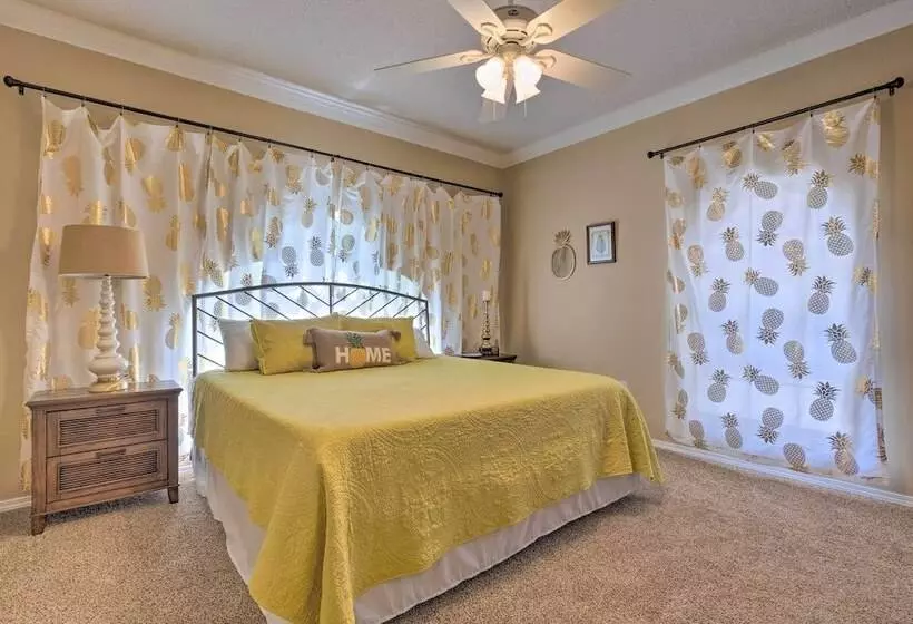 Chic Home W/ Club Access Near Bay St Louis!