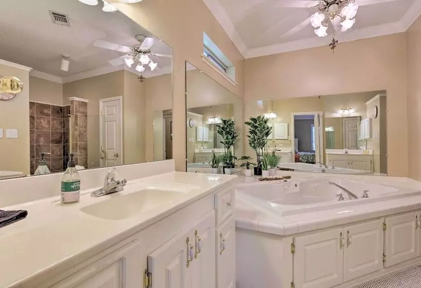 Chic Home W/ Club Access Near Bay St Louis!