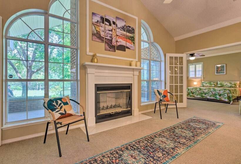 Chic Home W/ Club Access Near Bay St Louis!