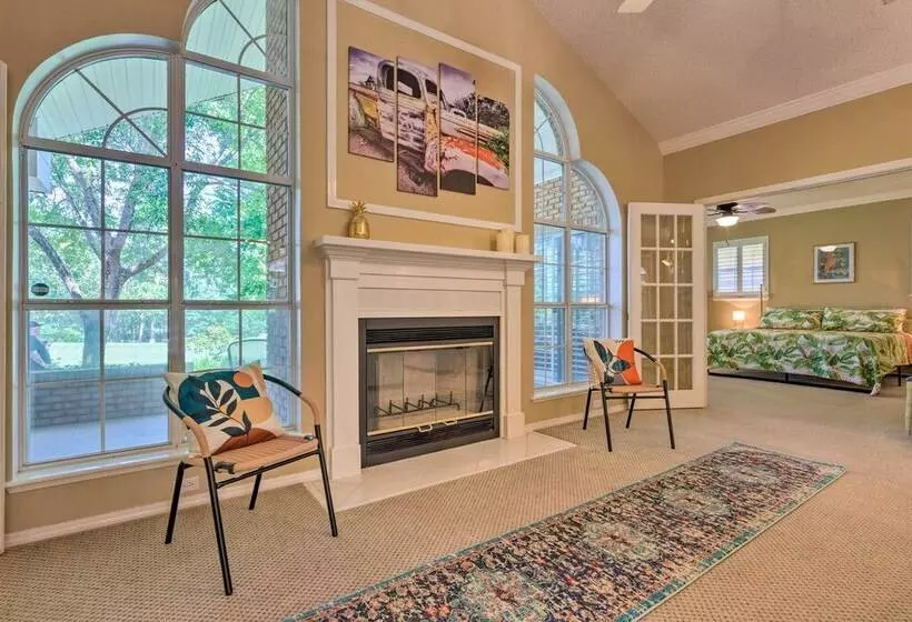 Chic Home W/ Club Access Near Bay St Louis!