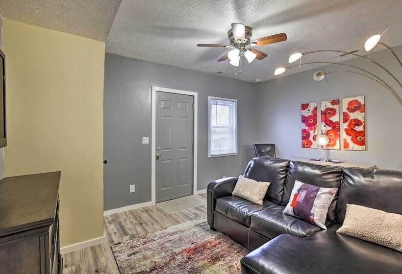 Council Bluffs Cottage: Proximity To Parks!